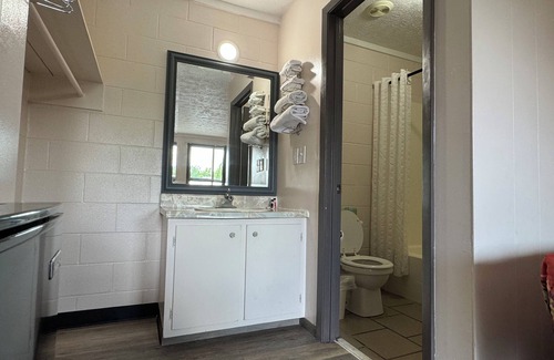 Crossville Hotel | Economy Inn Crossville