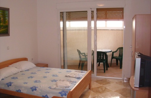 Ulcinj Bed & Breakfast | Economy triple studio no balcony