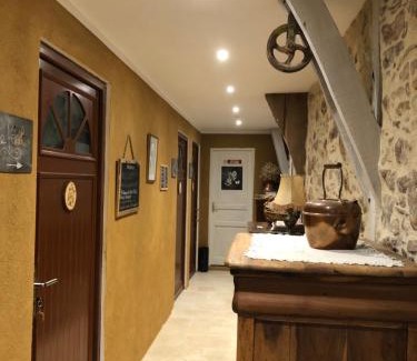 Saint-Maurice-en-Quercy Bed & Breakfast | Ecuries de Saint Maurice- Maison d'hôtes de Gondou