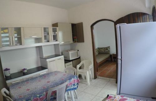 Enseada House | EDÍCULA 3 CÔMODOS-Enseada