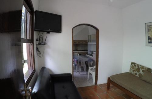 Enseada House | EDÍCULA 3 CÔMODOS-Enseada