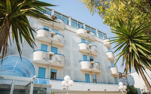 Torre Canne Hotel | Eden Beach Club