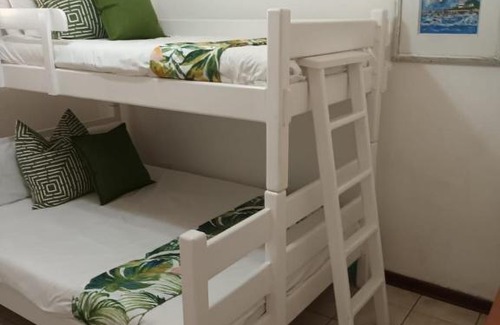 Palm Beach Ski Chalet | Eden Palms