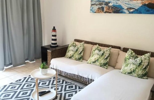 Palm Beach Ski Chalet | Eden Palms