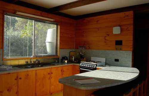 Coles Bay Hotel | Edge of the Bay Resort