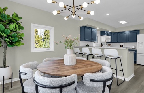 Nashport House | Edgewater Escape