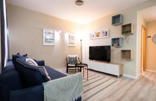 Almeria Centro Apartment | Edificio Almería Gold - City & Sea by Renthas