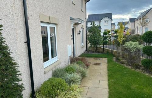Newton House | Edinburgh Haven