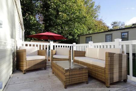 Prestonpans House | Edinburgh - Seton Sands - Rio Caravan - Pet Friendly