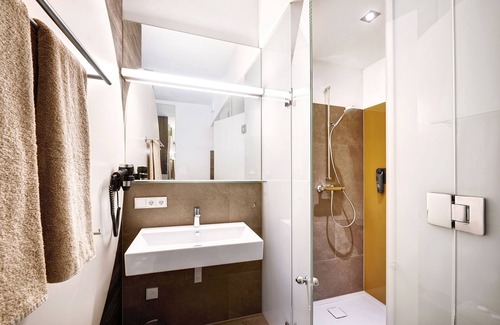 Traun Hotel | eee hotel TRAUN