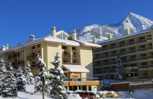 Crested Butte Condo | Efficiency Condo at the Base Area for a Great Rate!