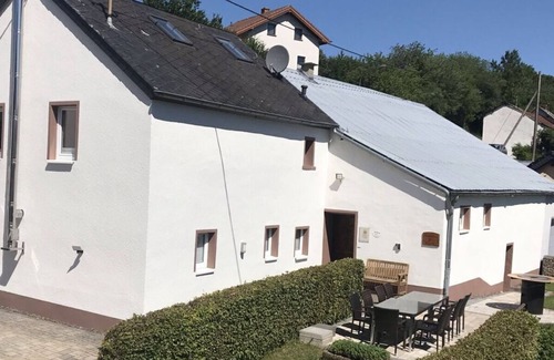 Plutscheid House | Eifel farmhouse Comfortable holiday residence