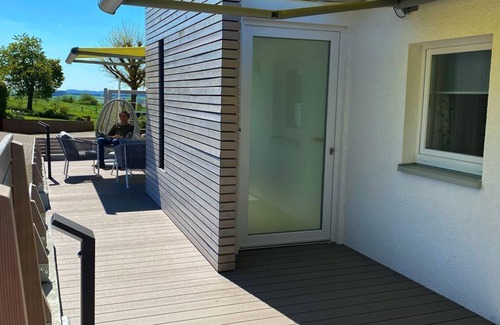 Uttfeld Apartment | Eifel holidays starry sky - 6-bed apartment shower/toilet, sauna