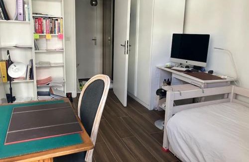 Passy Apartment | Eiffel Tower view - Balcony - Trocadero