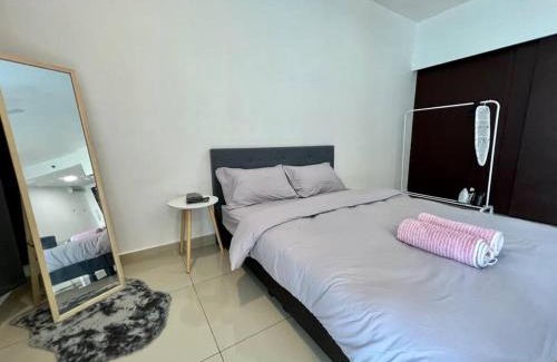 Shah Alam Apartment | Eighteen Suite at Trefoil Setia Alam