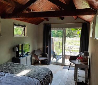 Berkel-Enschot Apartment | Eikelhof