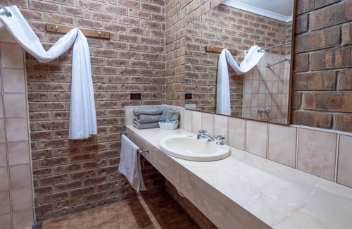 Eildon Hotel | Eildon Parkview Motor Inn - Room 4.