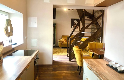 Langenfeld Apartment | Eine Kleine Wohnoase in der Langenfelder City