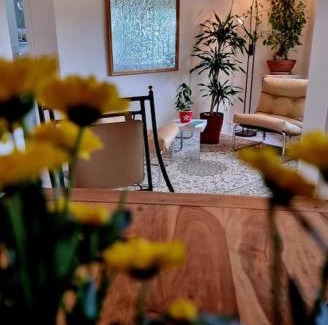 Roedermark Apartment | Eine Oase bei Tara in Waldacker