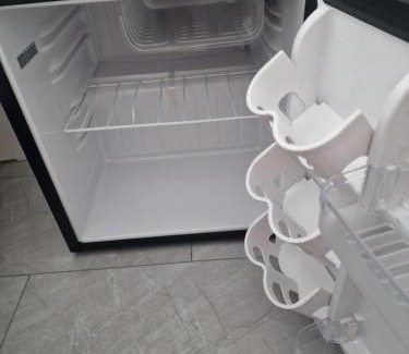 Waldshut-Tiengen Apartment | Einliegerwohnung mit 2 Zimmern, Badezimmer, küche