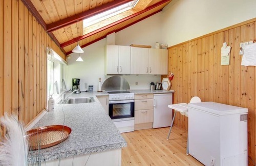 Vibæk Strand House | "Ejvi" - 700m from the sea by Interhome
