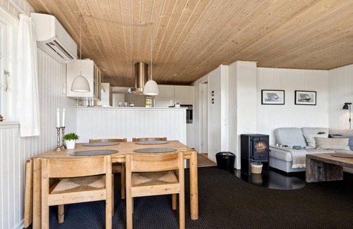 Juelsminde House | "Ekatarina" - 125m from the sea by Interhome