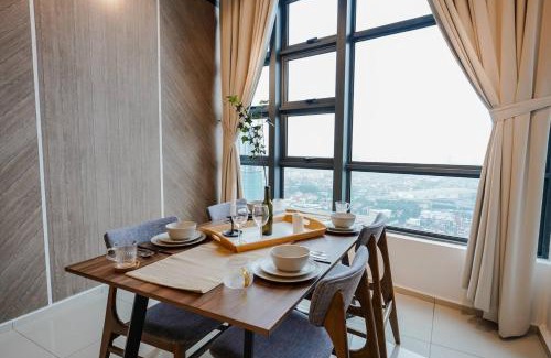 Taman Mutiara Apartment | Ekocheras Cozy Suite above Mall & MRT with CityView