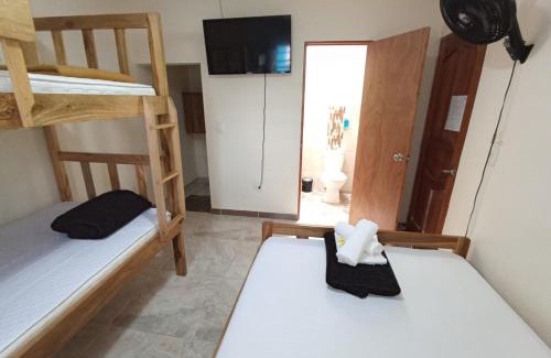 Armenia House | Ekolores Hostal - PARQUE DEL CAFÉ - 313-468-08-41