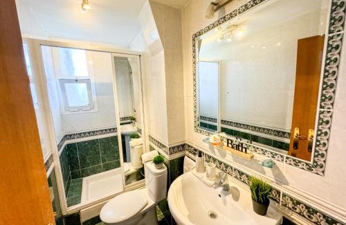 Barrio de Jesus Apartment | El Angel del Pilar Turistea