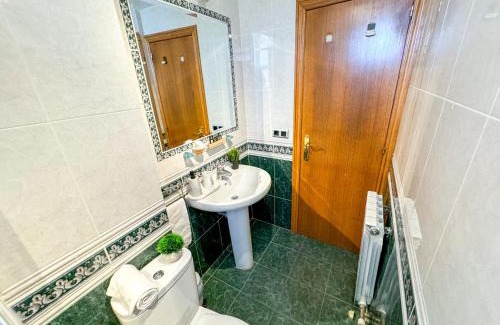 Barrio de Jesus Apartment | El Angel del Pilar Turistea