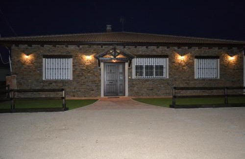 Juarros de Voltoya House | El Capricho de los Carrascos