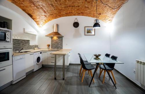 Distrito Centro-Casco-Antiguo Apartment | El Castúo centro histórico con parking