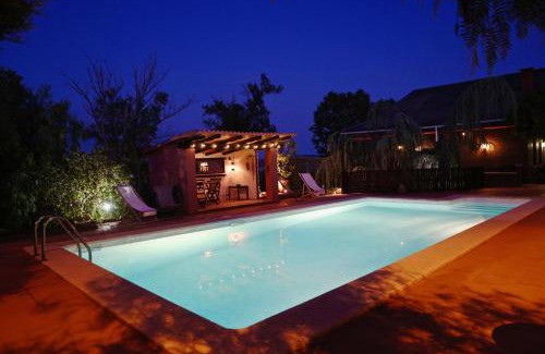 Llica d'Amunt House | El Cedre Blau Vivienda con piscina en Granollers