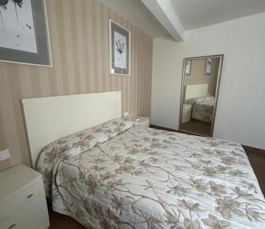 Santa Cruz de la Zarza Apartment | El Coso