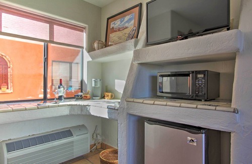 Cave Creek Apartment | ‘El Encanto’ at Full Circle Ranch w/Patio!