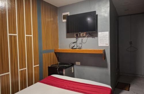Sampaloc Hotel | El Grande Inn Piy Margal Sampaloc Manila