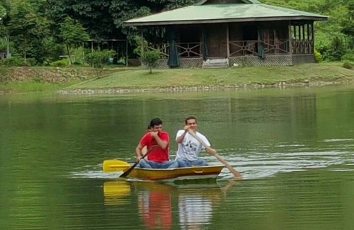 Rio Nuevo Cottage | El Lago - farmhouse farm