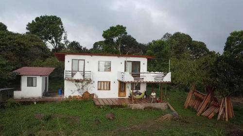 San Cristobal House | El Mango - rural house with fast internet