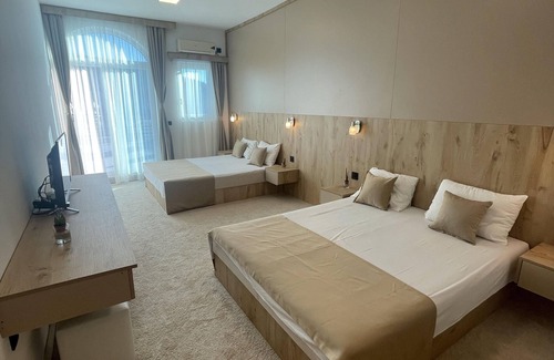 Utjeha Hladna Uvala Bed & Breakfast | El Mar Double Room with Swimming Pool