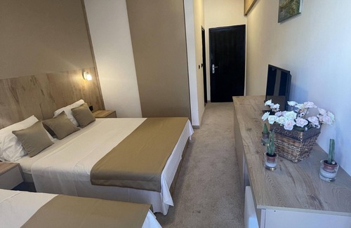 Utjeha Hladna Uvala Bed & Breakfast | El Mar Double Room with Swimming Pool