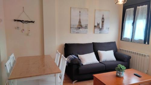 Udias Apartment | El Mirador del Valle, a 9 min de Comillas