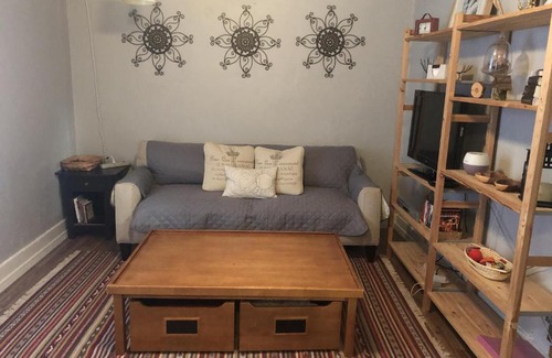Alpine Bed & Breakfast | El Nopal Casita-Close to Sul Ross State University