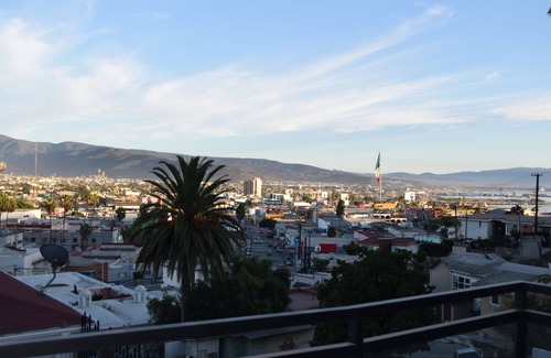 Zona Centro Apartment | El Refugio 4. Great Place in the Heart of Ensenada. Perfect Vacation spot.