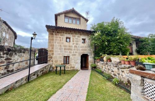 Santa Gadea House | El Socaire del Trasgo-Complejo de Casas Rurales