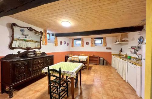 Santa Gadea House | El Socaire del Trasgo-Complejo de Casas Rurales