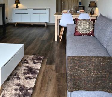 Candos Apartment | Elandor Suite East Minissy Moka