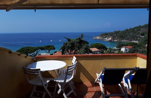 Cavoli Apartment | ELBA ISLAND! STUDIO APARTMENT BY CABBAGE BAY WITH FERRY DISCOUNT