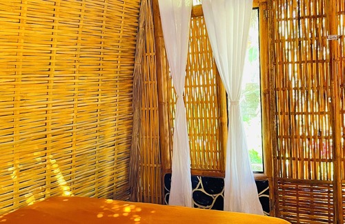 Banyuwangi Bed & Breakfast | elbamboo guesthouse