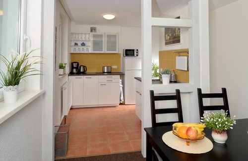 Postelwitz Apartment | Elbe-2-Resort Directly on the Elbe