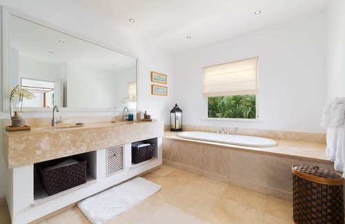 Mount Brevitor Villa | Elegance 3 bedroom townhouse in Barbados with plunge pool